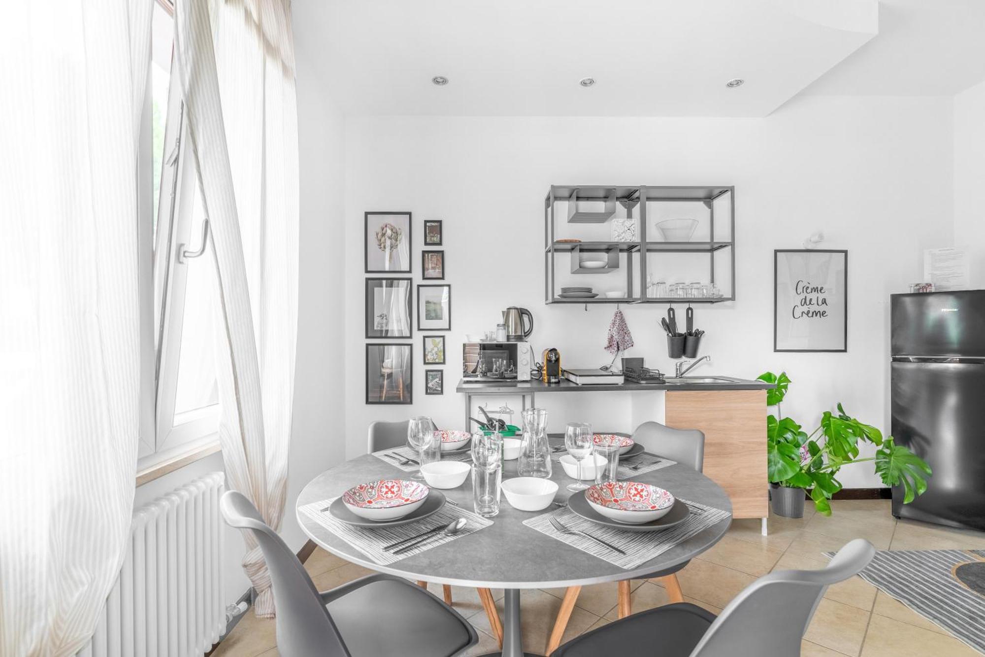 -Free Pool And Parking- Garda House Apartments Castelnuovo del Garda Eksteriør bilde