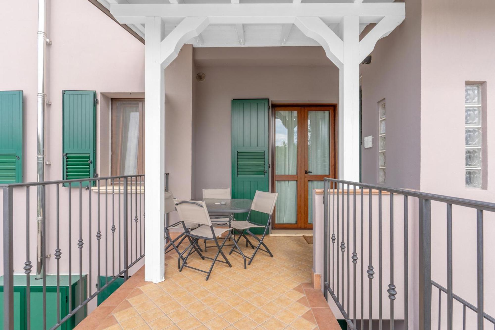 -Free Pool And Parking- Garda House Apartments Castelnuovo del Garda Eksteriør bilde
